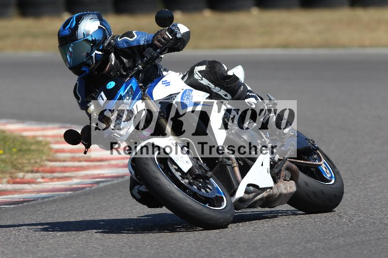 Archiv-2022/51 10.08.2022 Freeride Training ADR/Medium/1